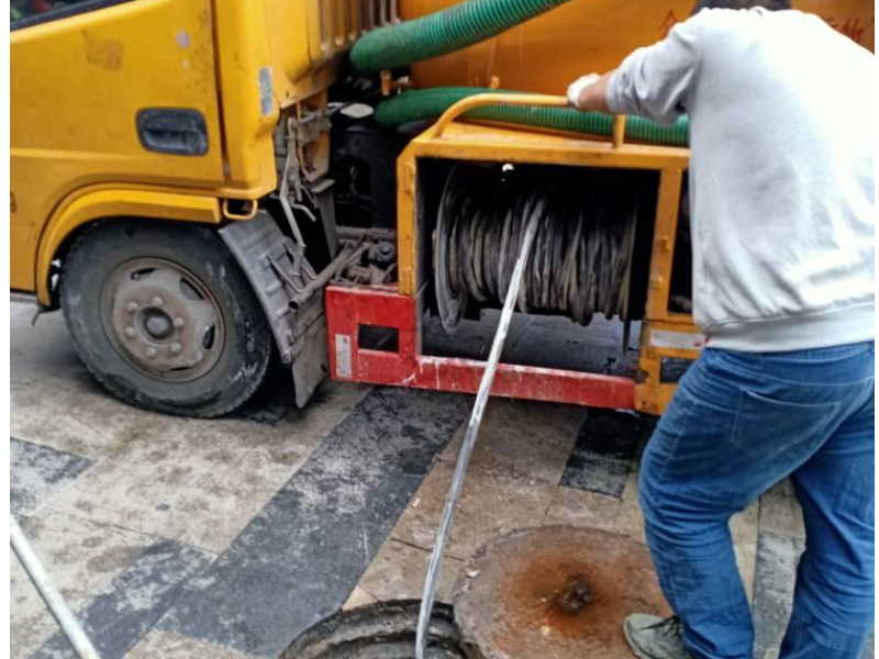 凤岗专业工业管道安装改造防水补漏水电安装打孔