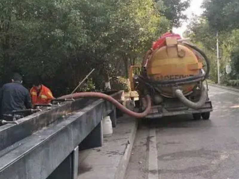 凤岗水岸豪门马桶疏通下水管道油烟机空调清洗水岸山城