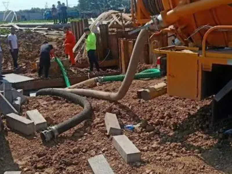 东莞凤岗管道疏通 疏通下水道 高压清洗 清理化粪池