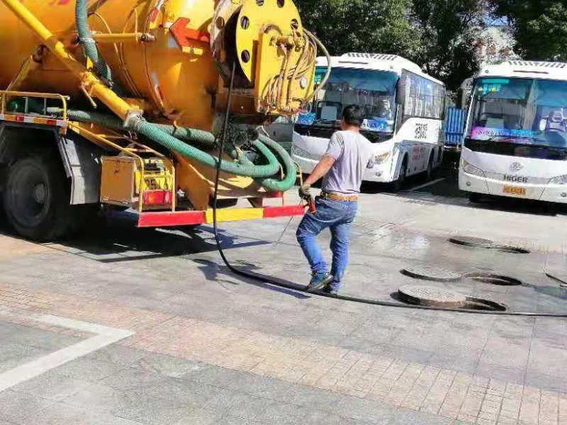 凤岗疏通公司低价疏通下水道 雁田马桶疏通 排水管