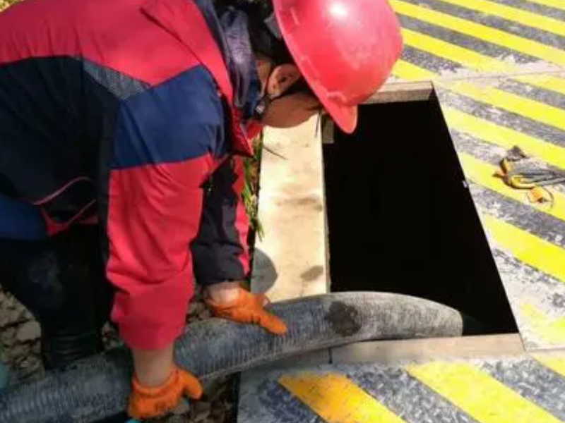凤岗化粪池清理 疏通管道厕所 抽泥浆吸污水井底清沙