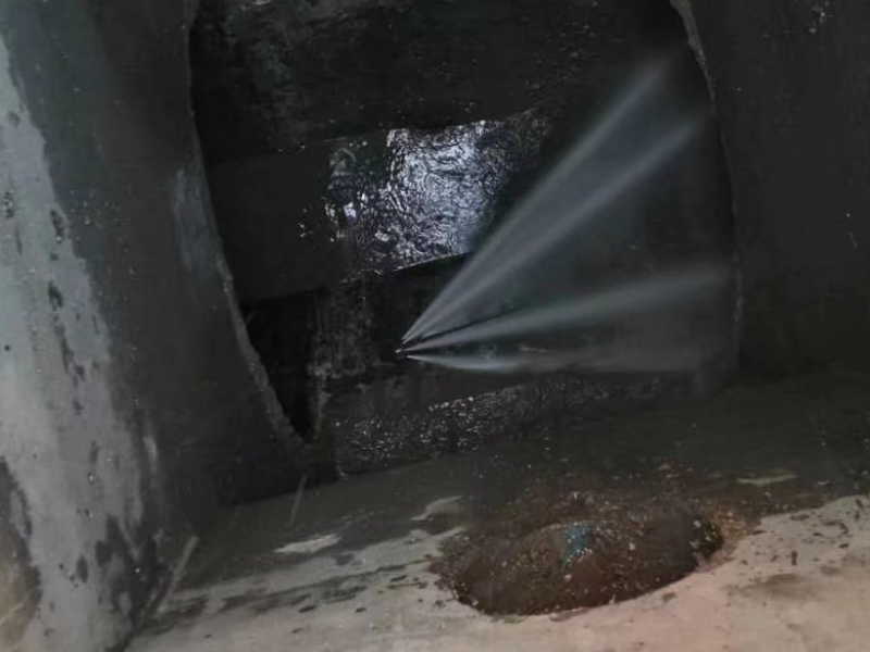 凤岗常平疏通厕所管道 高空维修作业防水补漏打孔