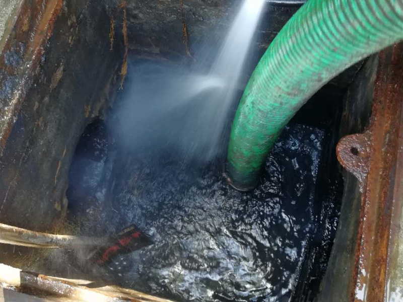 凤岗清理化粪池油池、疏通下水道、厕所、高压车通管